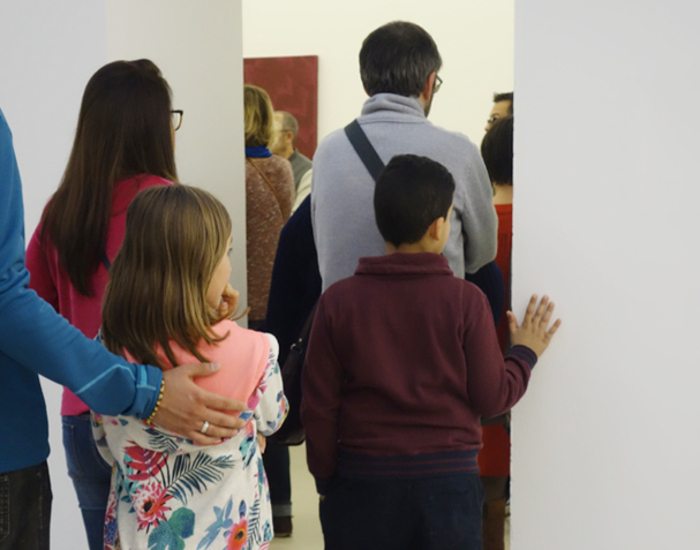 Visite en famille #3 - « Jeune création internationale I Biennale de Lyon art contemporain »